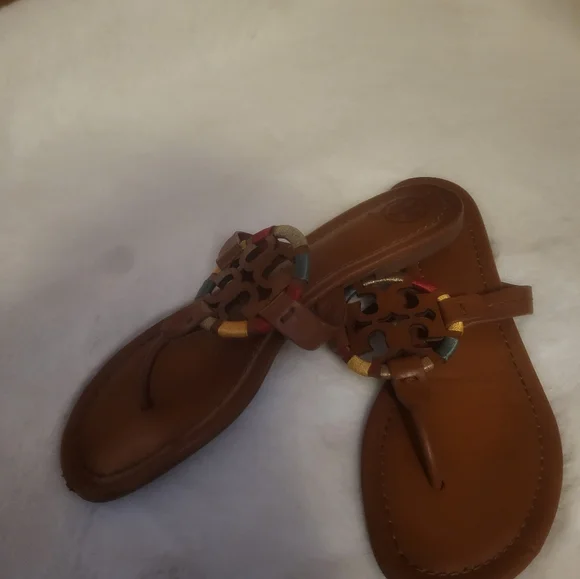 Tory Burch Miller Sandal size 8In great condition...do show signs of wear...no - Picture 4 of 6